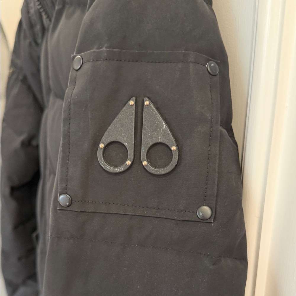 Moose Knuckles Black Puffer Jacket - Picture 7 of 7